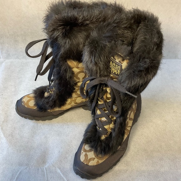 Coach Signature Jennie Winter Boots- Size 7.5 - Picture 1 of 16